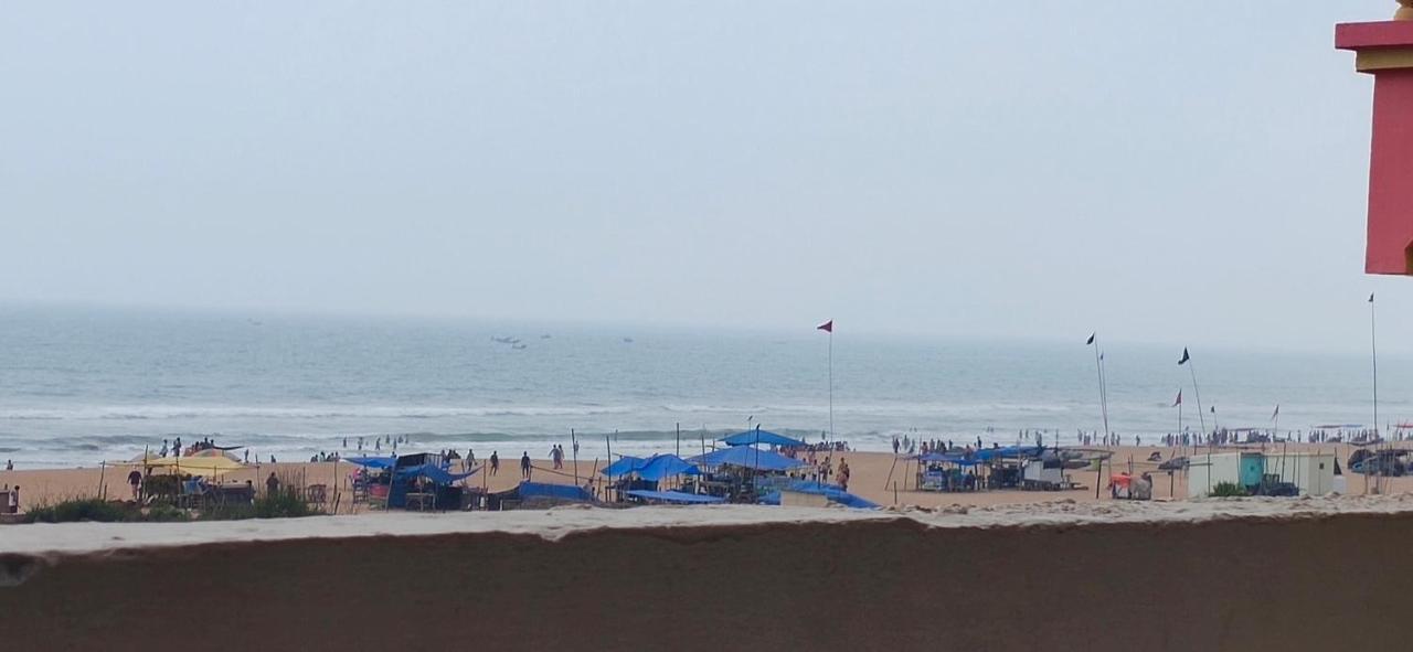 Nirman Beach Homestay Puri Bagian luar foto