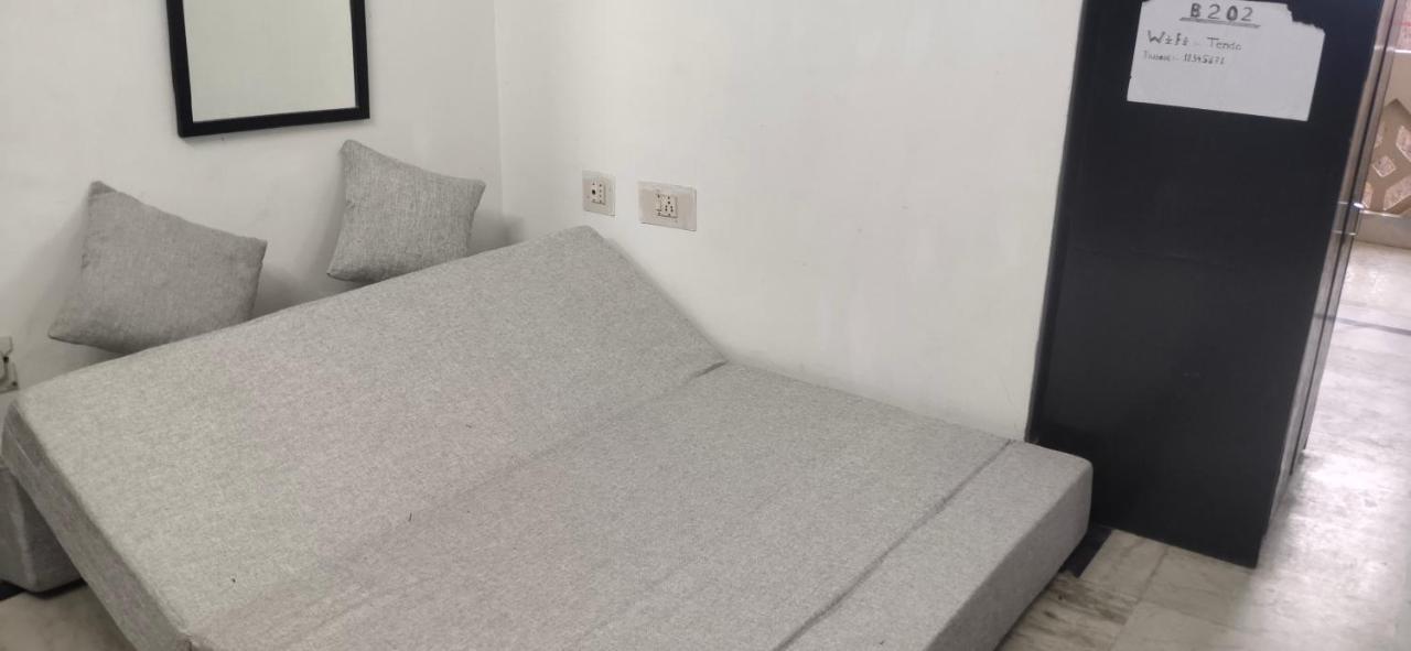 Nirman Beach Homestay Puri Bagian luar foto