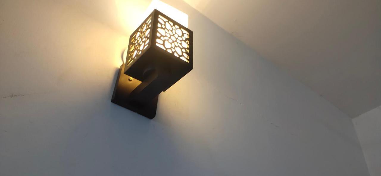 Nirman Beach Homestay Puri Bagian luar foto