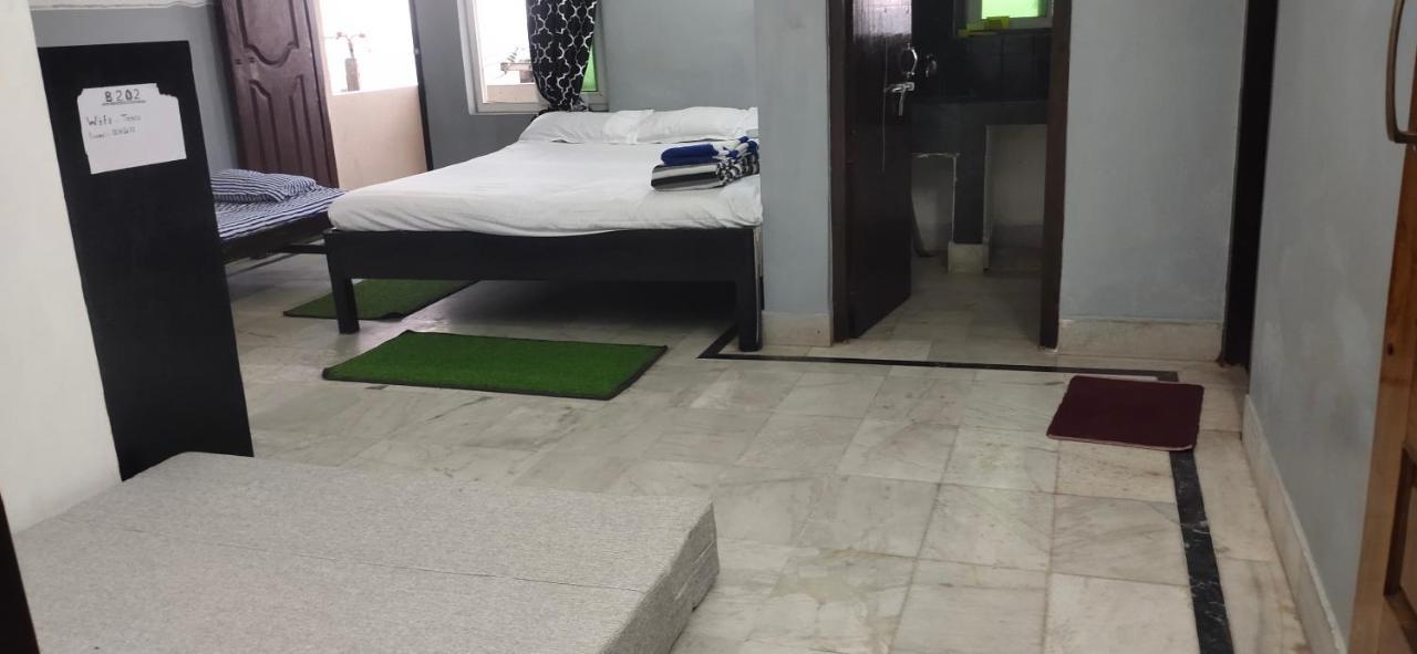 Nirman Beach Homestay Puri Bagian luar foto