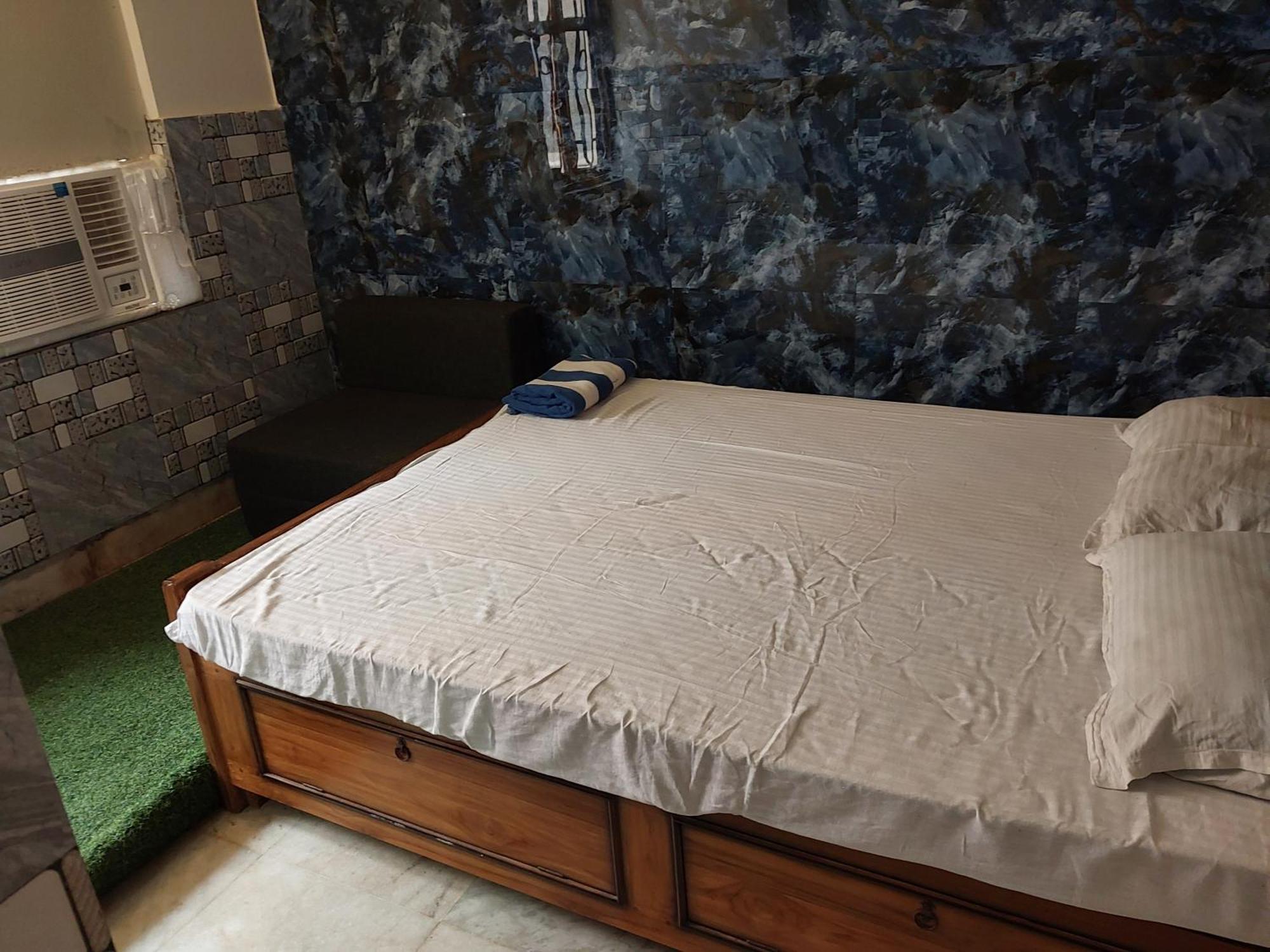 Nirman Beach Homestay Puri Bagian luar foto