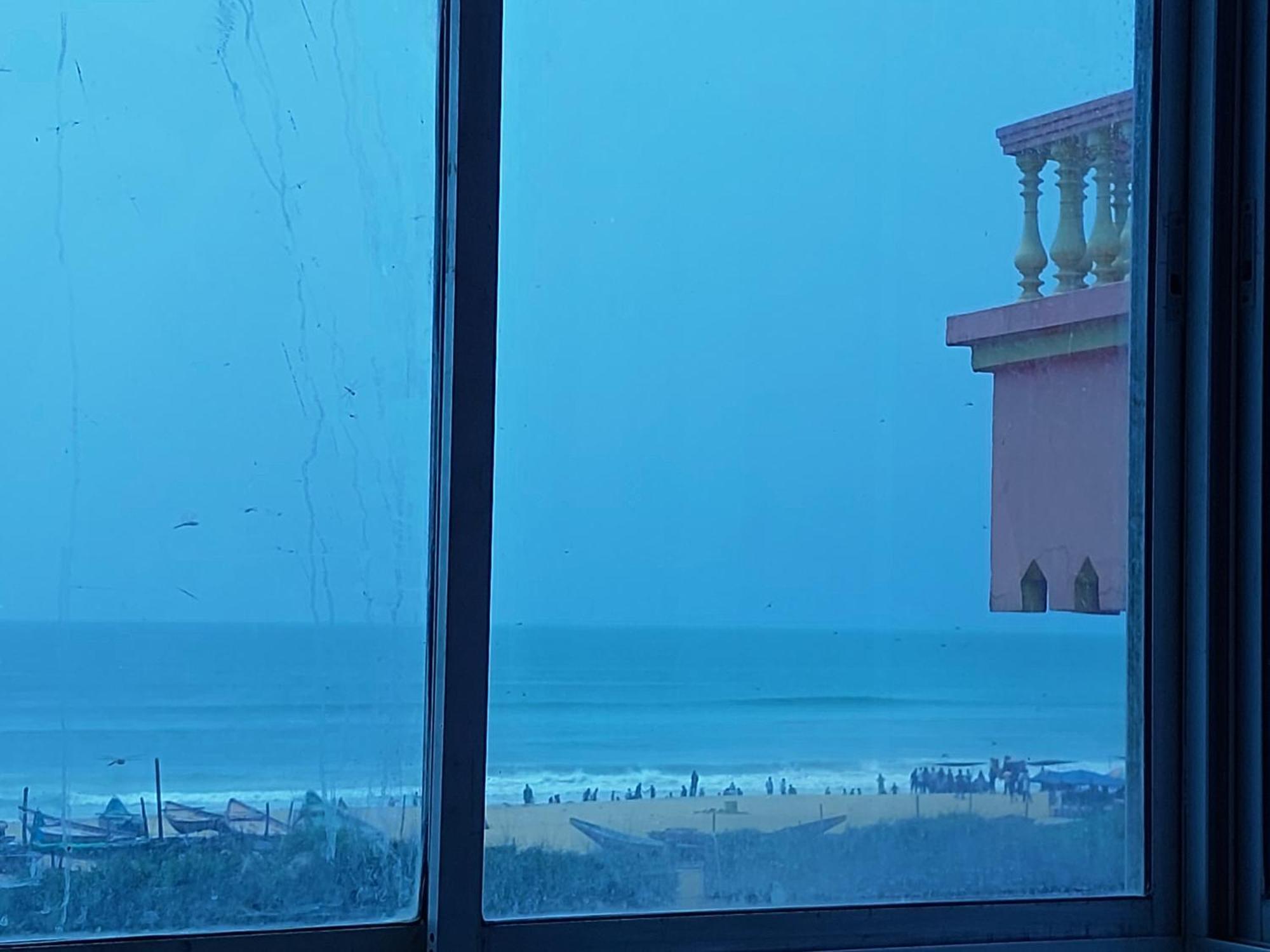 Nirman Beach Homestay Puri Bagian luar foto