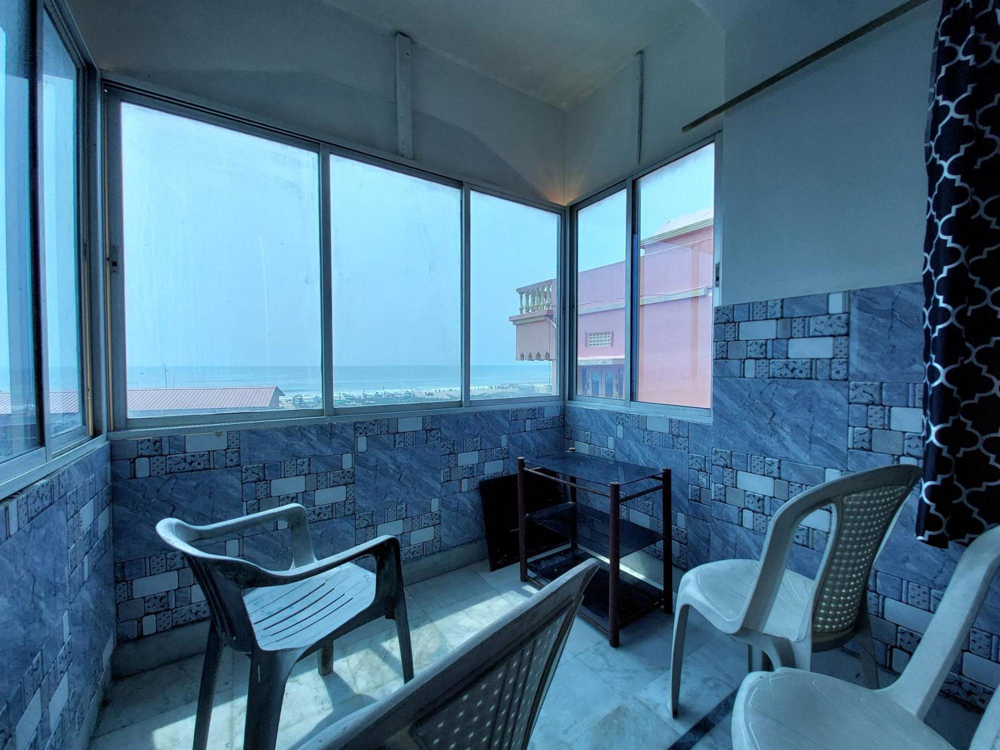 Nirman Beach Homestay Puri Bagian luar foto
