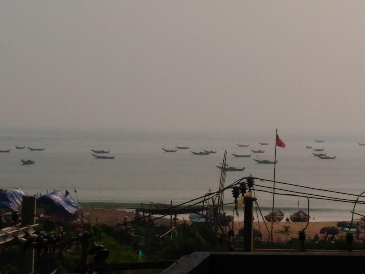 Nirman Beach Homestay Puri Bagian luar foto