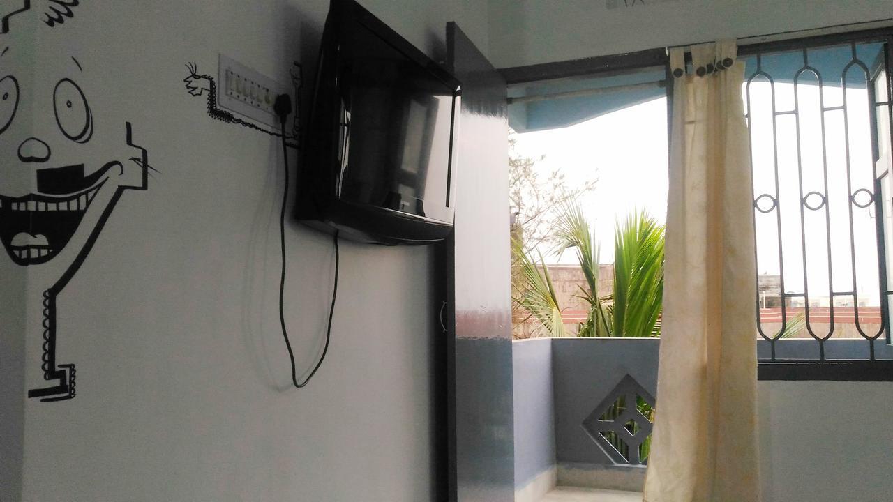 Nirman Beach Homestay Puri Bagian luar foto