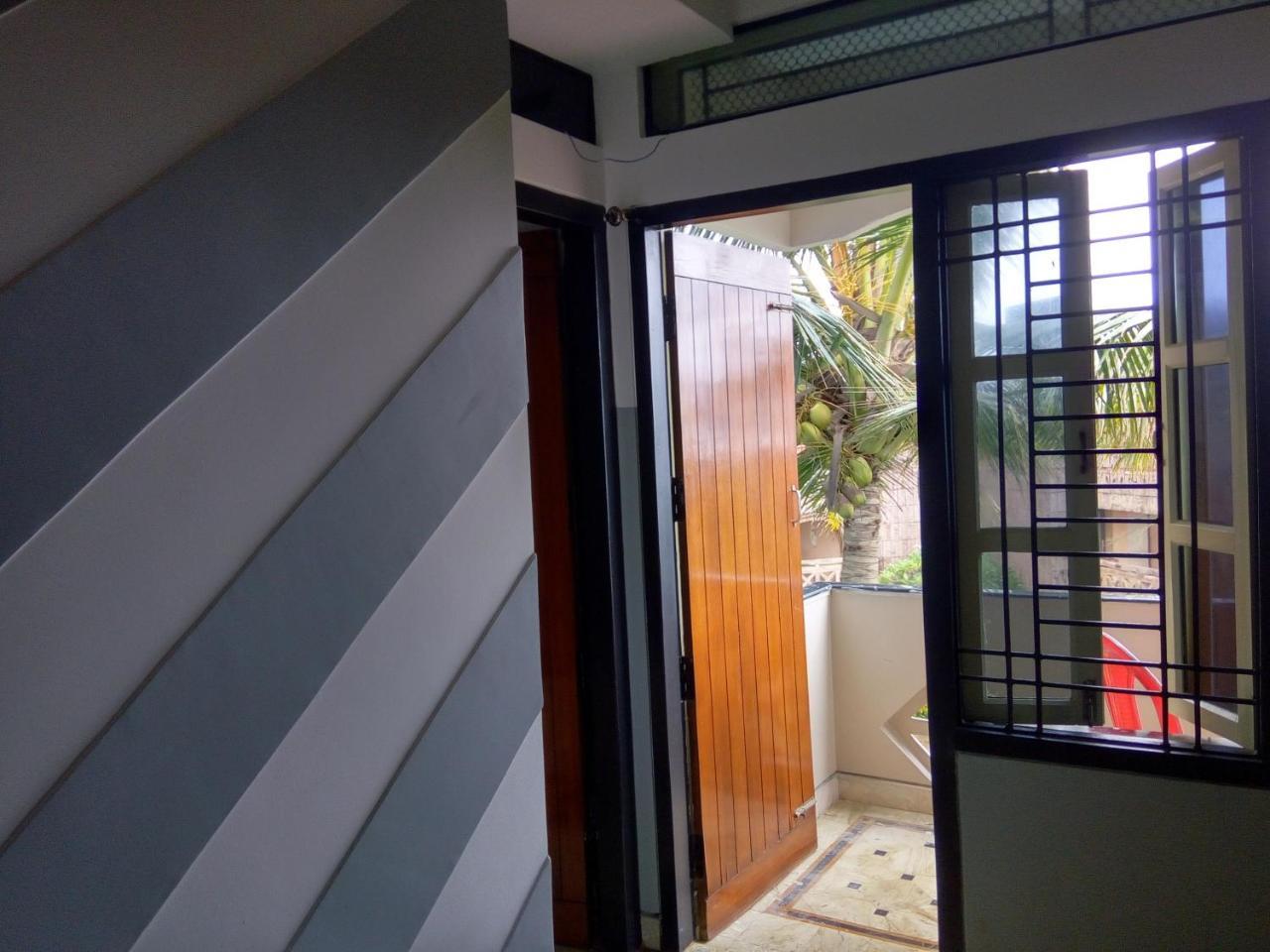 Nirman Beach Homestay Puri Bagian luar foto
