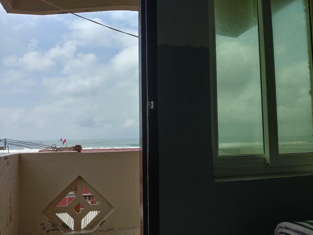 Nirman Beach Homestay Puri Bagian luar foto